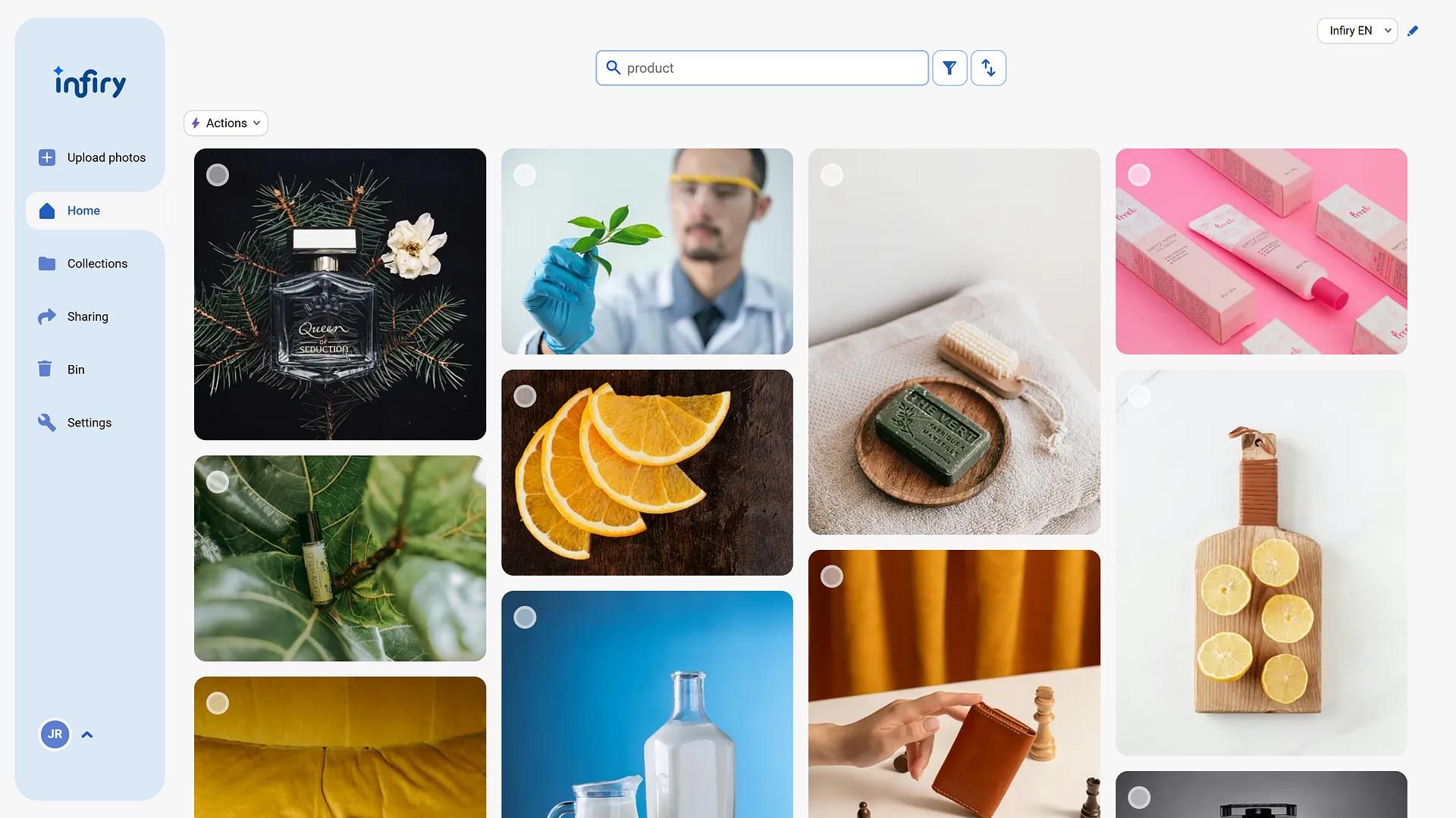 How to Simplify Photo Management in Your Company – Without the Chaos or High Costs